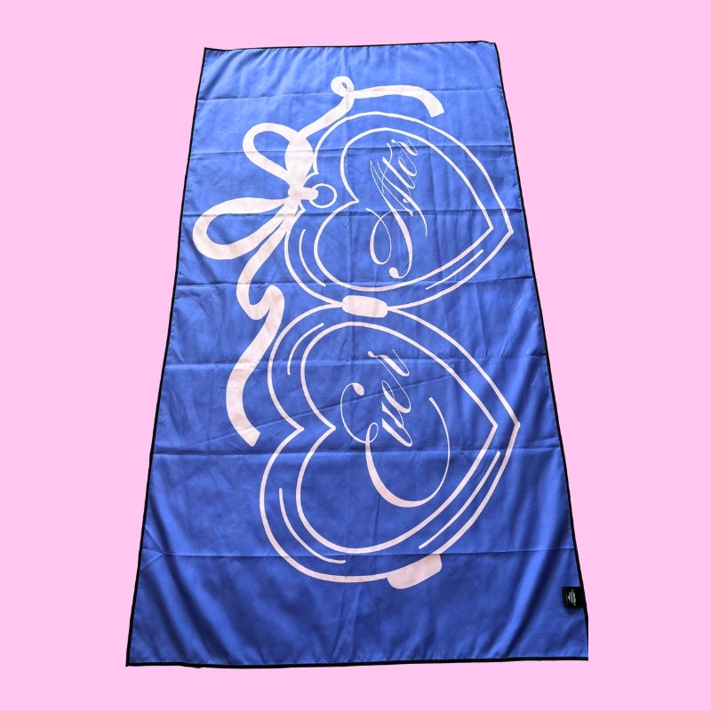 LUCKY LOVERS REVERSIBLE TOWEL